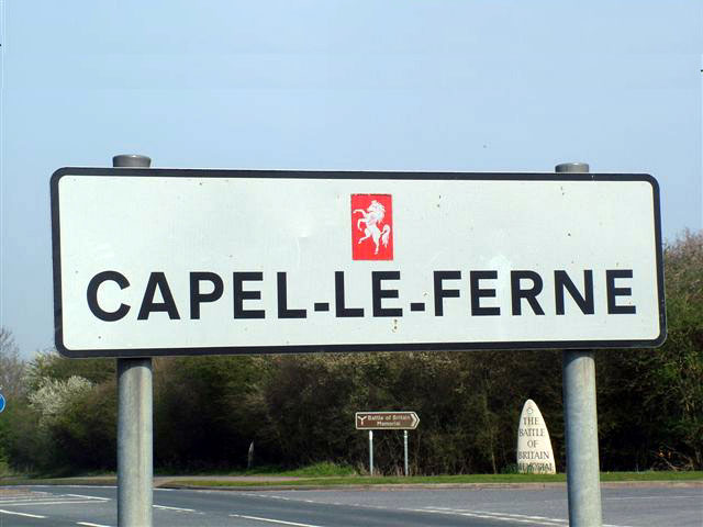 Photo of the Capel-le-Ferne road sign
