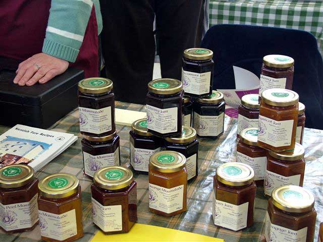 Photo of jars of honey